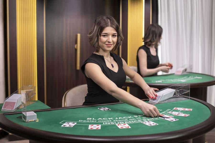 screenshot of spliting Cards in a game of balckjack