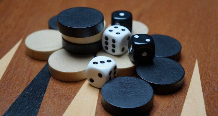 Running game Strategy in Backgammon